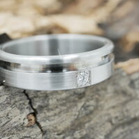 Edelstahl Ring mit Diamant für Pferdehaar mit Nut und Brücke